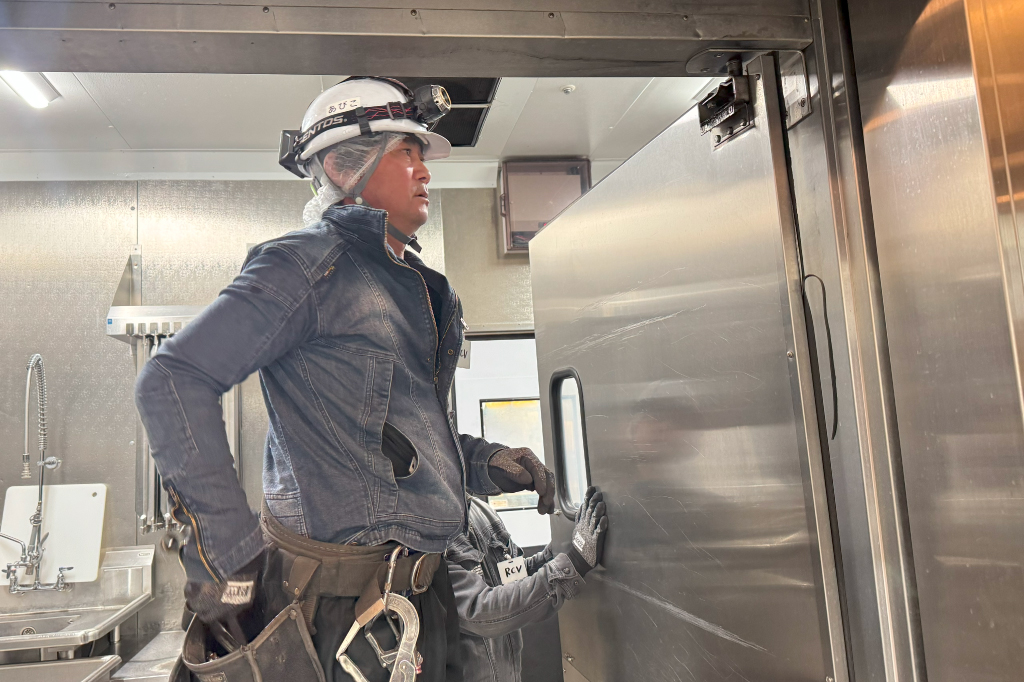 スイングドア交換写真