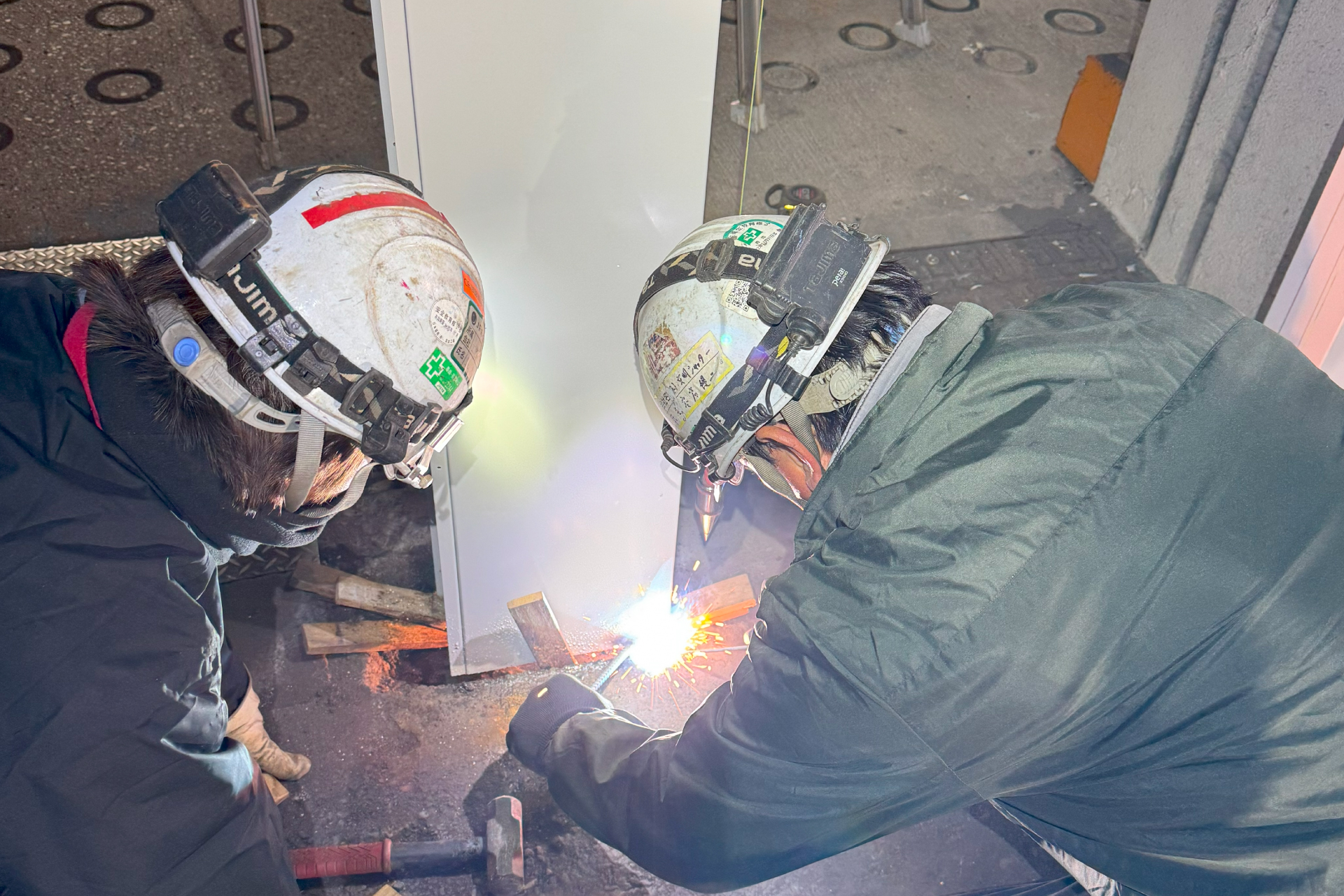 自社施工中の写真